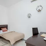 Spacious Tarsis In By Renters *